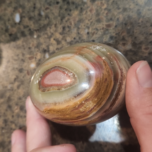 🎀Beautiful marbling egg rock - Picture 7 of 7